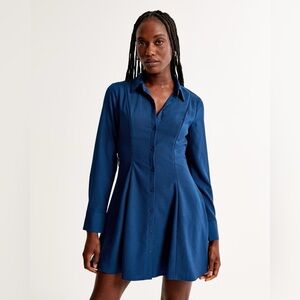 New with tags Abercrombie & fitch long sleeve crepe shirt dress in blue
